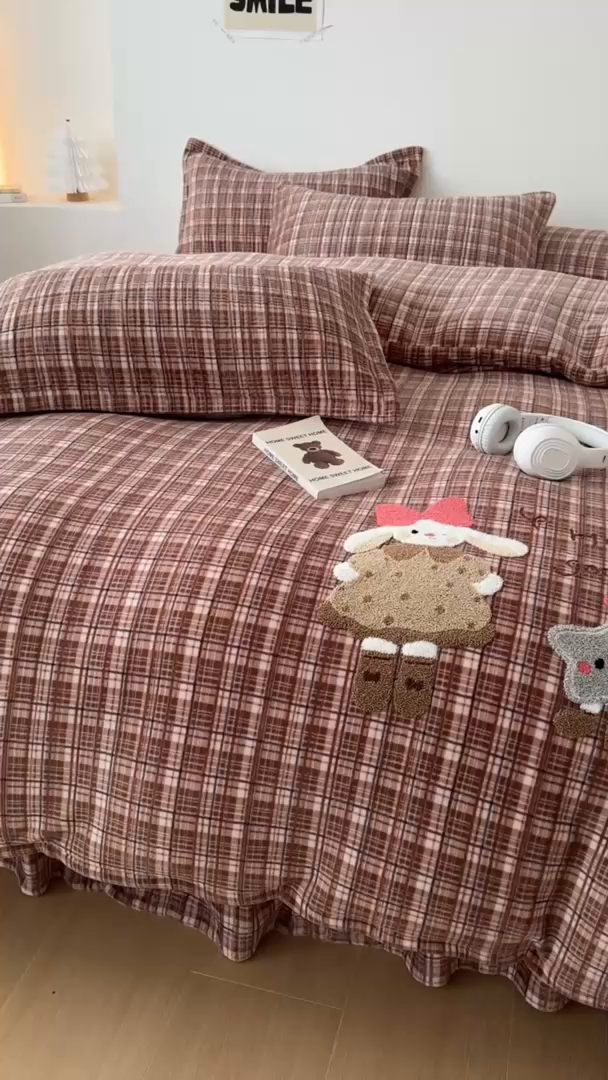 91家纺网 家纺一手货源 找家纺 希朵家纺 2025新款可爱牛奶绒毛巾绣床盖四件套 五角星兔