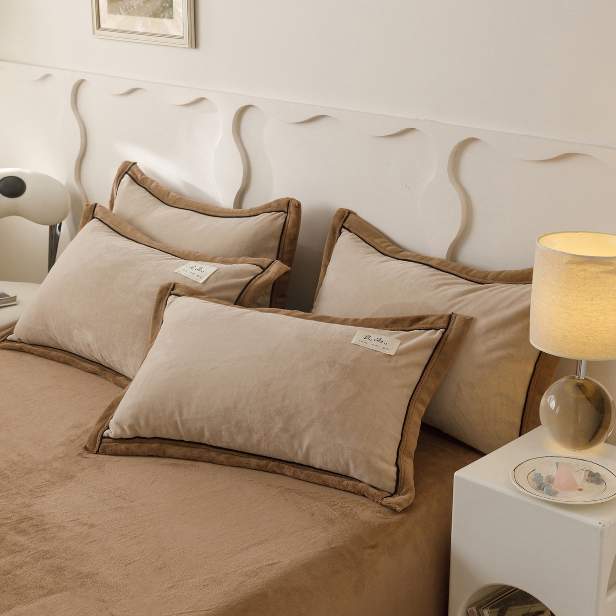 91家纺网 家纺一手货源 找家纺 （总）寐绸家纺 2025秋冬新款230g牛奶绒双拼四件套