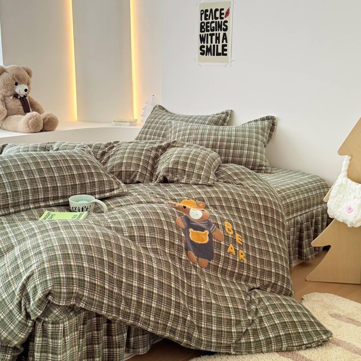 91家纺网 家纺一手货源 找家纺 （总）希朵家纺 2025新款可爱牛奶绒毛巾绣床盖四件套