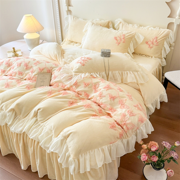 91家纺网 家纺一手货源 找家纺 富盛家纺 2025新款牛奶绒床裙款盘花刺绣四件套韩版法式公主风--梦洛伊系列 梦洛伊-黄