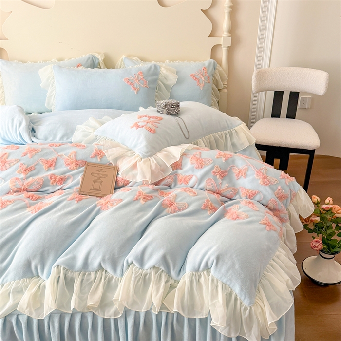 91家纺网 家纺一手货源 找家纺 富盛家纺 2025新款牛奶绒床裙款盘花刺绣四件套韩版法式公主风--梦洛伊系列 梦洛伊-蓝