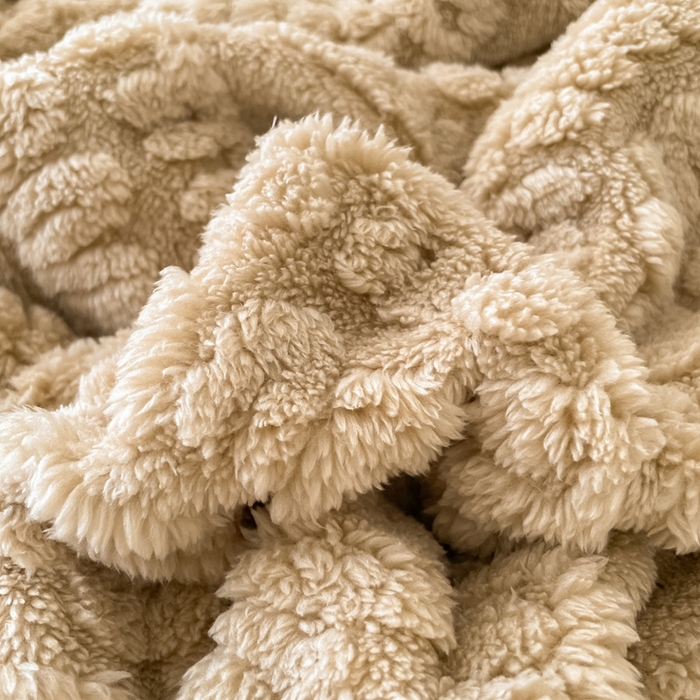 91家纺网 家纺一手货源 找家纺 莱家富 2026新款塔芙绒舒棉绒雕花绒单床笠 床笠单件-花朵系列（可提供压缩） 花朵-米驼