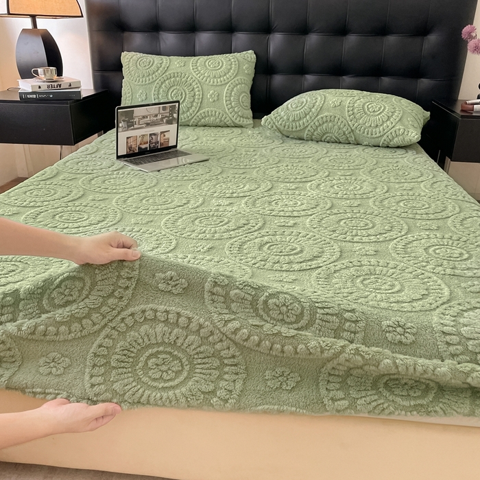 91家纺网 家纺一手货源 找家纺 莱家富 2026新款塔芙绒舒棉绒雕花绒单床笠 床笠单件-花朵系列（可提供压缩） 花朵-桑绿