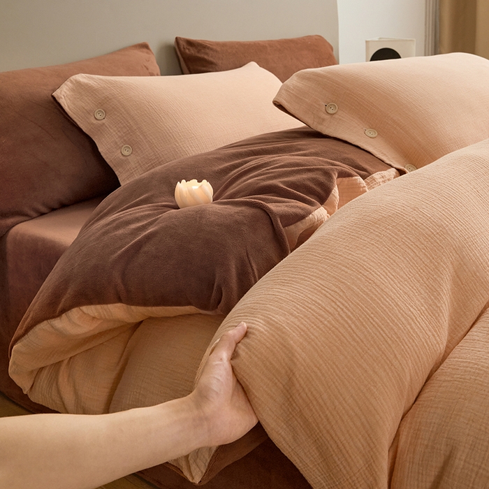 91家纺网 家纺一手货源 找家纺 （总）绒城 全棉泡泡双层纱拼牛奶绒四件套 棉拼绒四件套 棉加绒四件套 - 棉绒系列