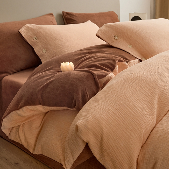 91家纺网 家纺一手货源 找家纺 （总）绒城 全棉泡泡双层纱拼牛奶绒四件套 棉拼绒四件套 棉加绒四件套 - 棉绒系列