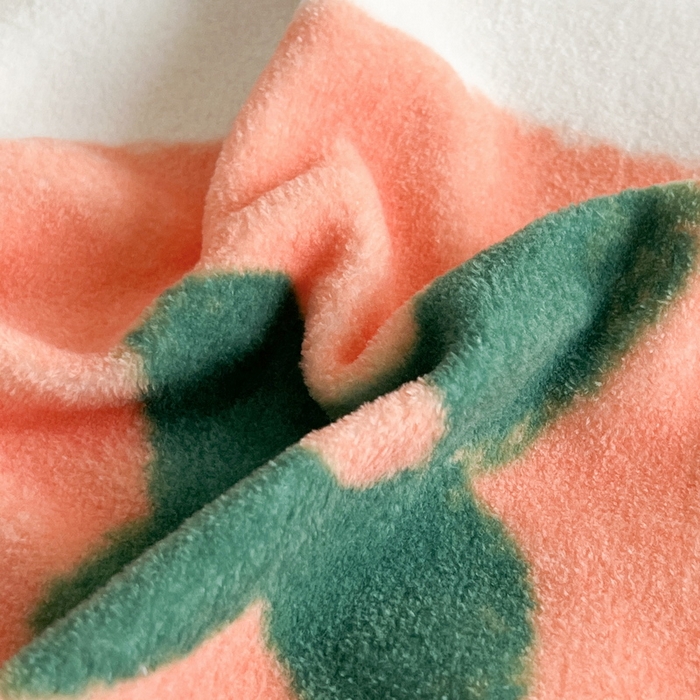 91家纺网 家纺一手货源 找家纺 一电 2025新款网红花婚庆牛奶绒四件套结婚喜被大红色新婚被罩婚嫁妆被套床单 好柿花生