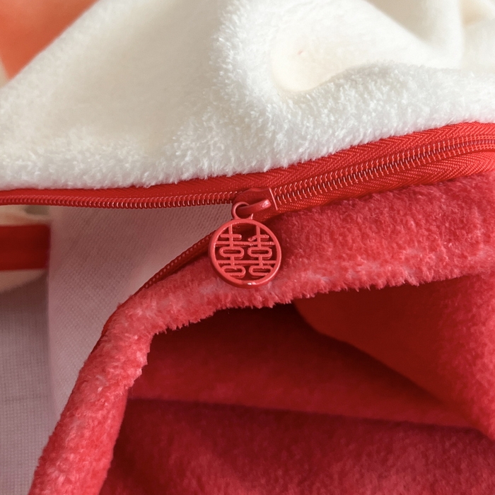 91家纺网 家纺一手货源 找家纺 一电 2025新款网红花婚庆牛奶绒四件套结婚喜被大红色新婚被罩婚嫁妆被套床单 好柿花生