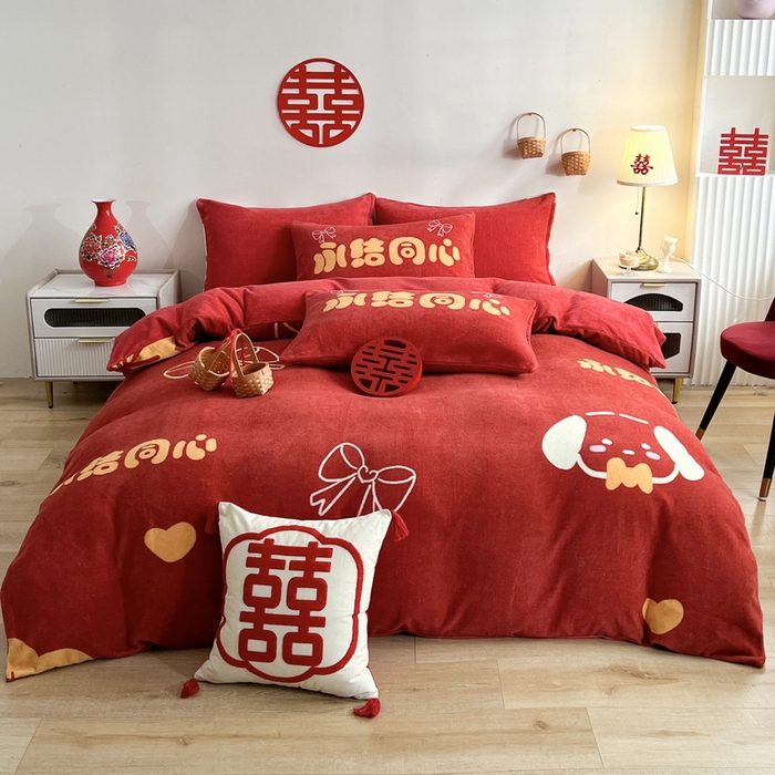 91家纺网 家纺一手货源 找家纺 一电 2025新款网红花婚庆牛奶绒四件套结婚喜被大红色新婚被罩婚嫁妆被套床单 永结同心