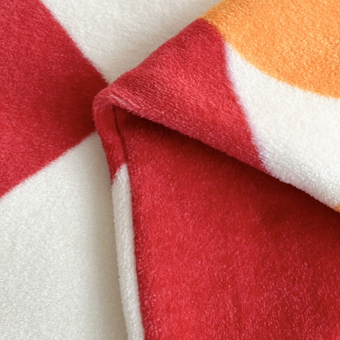 91家纺网 家纺一手货源 找家纺 一电 2025新款网红花婚庆牛奶绒四件套结婚喜被大红色新婚被罩婚嫁妆被套床单 喜宝宝