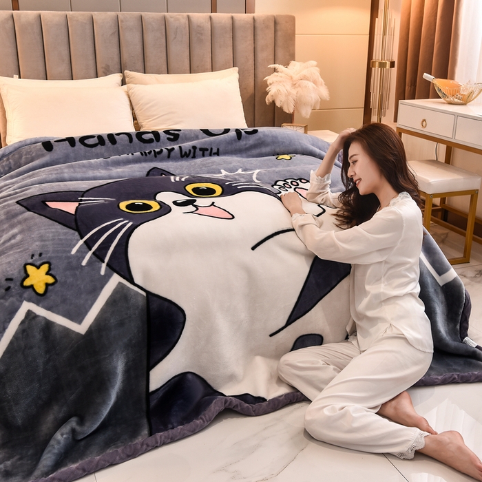 91家纺网 家纺一手货源 找家纺 新月家纺（锦威郎） 2025新款加厚保暖超柔毛毯时尚系列 玲珑猫