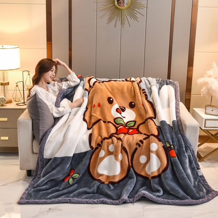 91家纺网 家纺一手货源 找家纺 新月家纺（锦威郎） 2025新款加厚保暖超柔毛毯时尚系列 樱桃熊