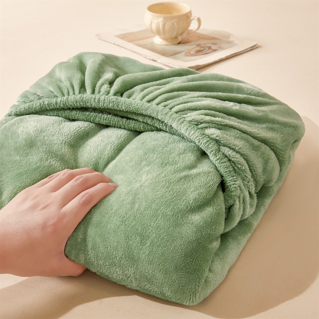 91家纺网 家纺一手货源 找家纺 （总）女子家纺 2025新款牛奶绒纯色床笠