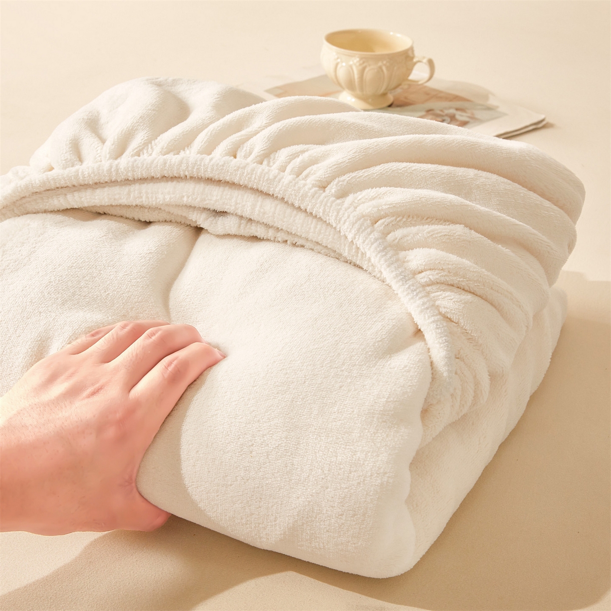 91家纺网 家纺一手货源 找家纺 （总）女子家纺 2025新款牛奶绒纯色床笠