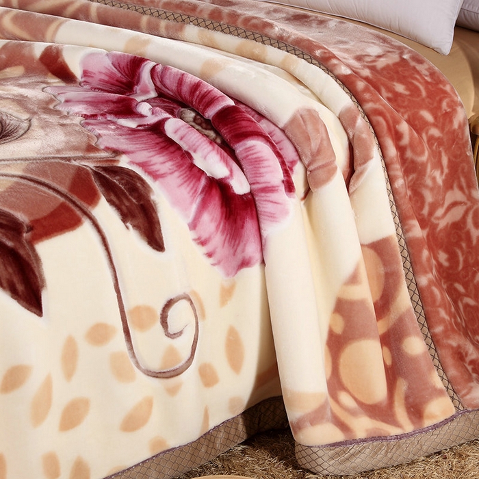 91家纺网 家纺一手货源 找家纺 新月家纺（锦威郎） 2025新款加厚超柔月光毯 1051米驼