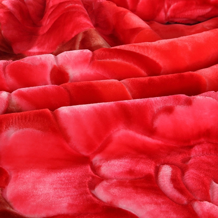 91家纺网 家纺一手货源 找家纺 新月家纺（锦威郎） 2025新款加厚超柔月光毯 1158大红