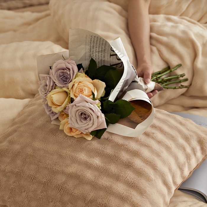 91家纺网 家纺一手货源 找家纺 （总）新月家纺（锦威郎） 2025新款加厚皮草兔毛绒牛奶绒系列四件套9.2斤