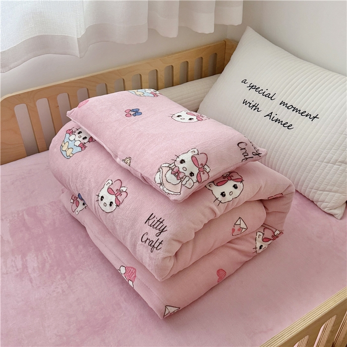 91家纺网 家纺一手货源 找家纺 （总）萌宝家纺 2025新款牛奶绒儿童被套幼儿园冬被可拆洗