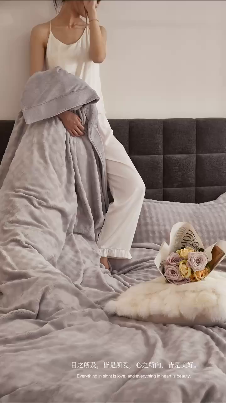 91家纺网 家纺一手货源 找家纺 新月家纺（锦威郎） 2025新款加厚皮草兔毛绒牛奶绒系列四件套9.2斤 托斯塞纳+绅士灰