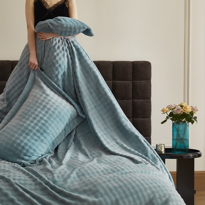 91家纺网 家纺一手货源 找家纺 新月家纺（锦威郎） 2025新款加厚皮草兔毛绒牛奶绒系列四件套9.2斤 托斯塞纳+绅士蓝