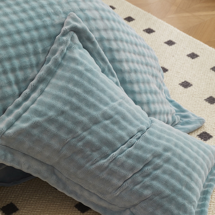 91家纺网 家纺一手货源 找家纺 新月家纺（锦威郎） 2025新款加厚皮草兔毛绒牛奶绒系列四件套9.2斤 托斯塞纳+绅士蓝