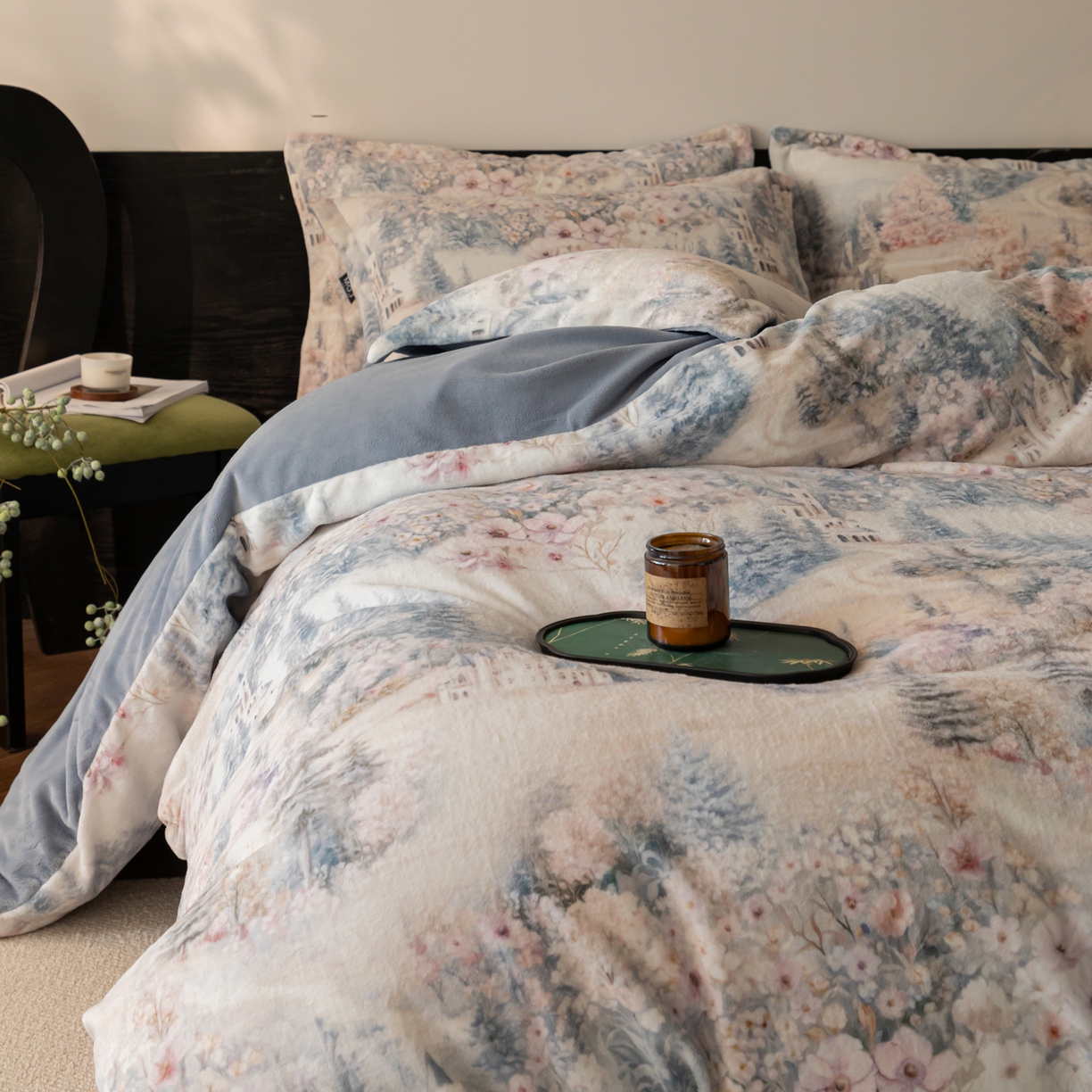 91家纺网 家纺一手货源 找家纺 （总）寐绸家纺 2025秋冬新款230g牛奶绒数码印花四件套