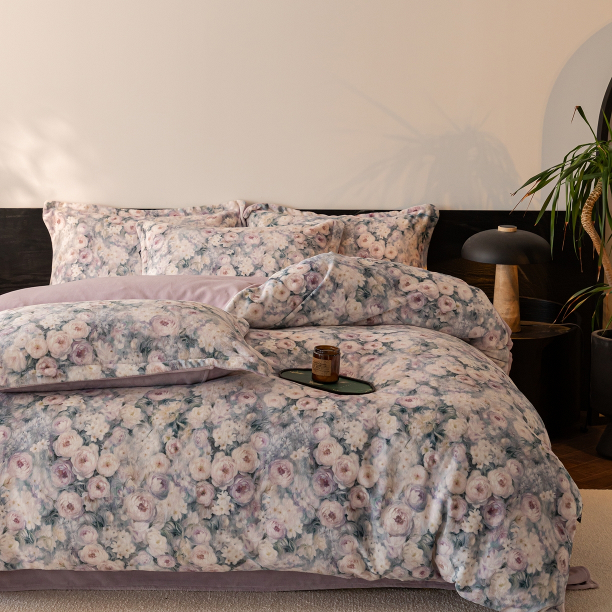 91家纺网 家纺一手货源 找家纺 寐绸家纺 2025秋冬新款230g牛奶绒数码印花四件套 数码四件套-花海