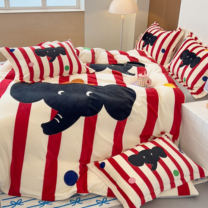 91家纺网 家纺一手货源 找家纺 福来临家纺 2025牛奶绒大版卡通四件套 波点象