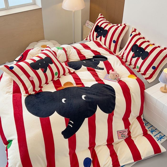 91家纺网 家纺一手货源 找家纺 福来临家纺 2025牛奶绒大版卡通四件套 波点象