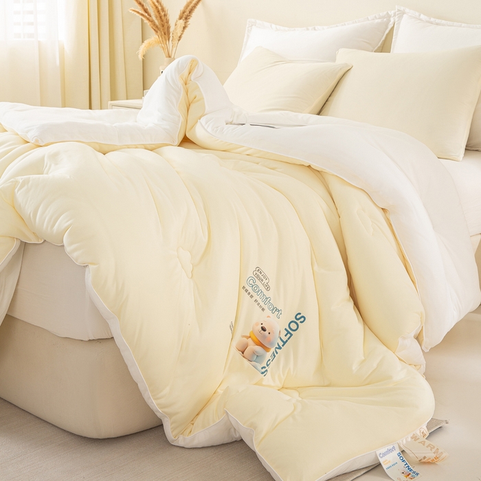 91家纺网 家纺一手货源 找家纺 天瑜家纺 2025新款纯色牛奶丝针织冬被被子被芯 米黄色