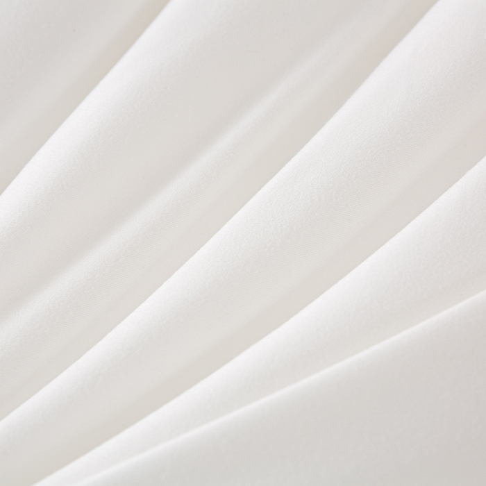 91家纺网 家纺一手货源 找家纺 天瑜家纺 2025新款纯色牛奶丝针织冬被被子被芯 白色