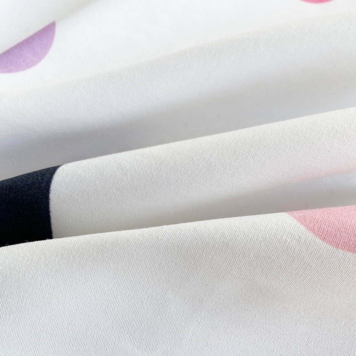 91家纺网 家纺一手货源 找家纺 一电 2025新款卡通A类水洗棉麻单人单层枕头套亲肤双人枕套 波点库洛米