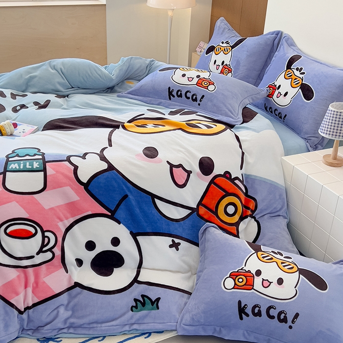 91家纺网 家纺一手货源 找家纺 福来临家纺 2025牛奶绒大版卡通四件套 嘟嘟狗