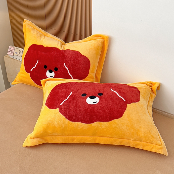 91家纺网 家纺一手货源 找家纺 福来临家纺 2025牛奶绒大版卡通四件套 狗狗叠叠乐