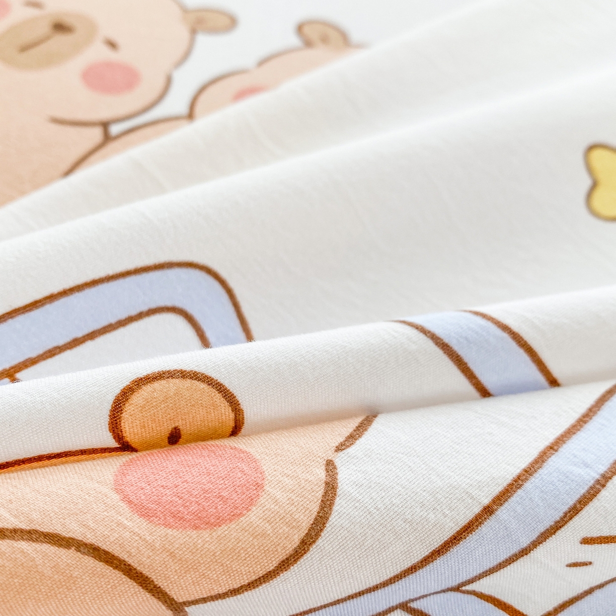 91家纺网 家纺一手货源 找家纺 一电 2025新款卡通床单单件被单学生宿舍被罩三件套单人儿童上下床床单-第五批 卡皮巴拉