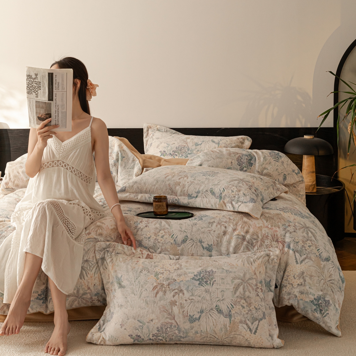 91家纺网 家纺一手货源 找家纺 寐绸家纺 2025秋冬新款230g牛奶绒数码印花四件套 数码四件套-丛林之恋