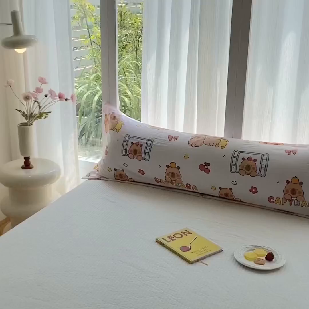 91家纺网 家纺一手货源 找家纺 一电 2025新款卡通A类水洗棉麻单人单层枕头套亲肤双人枕套 卡皮巴拉