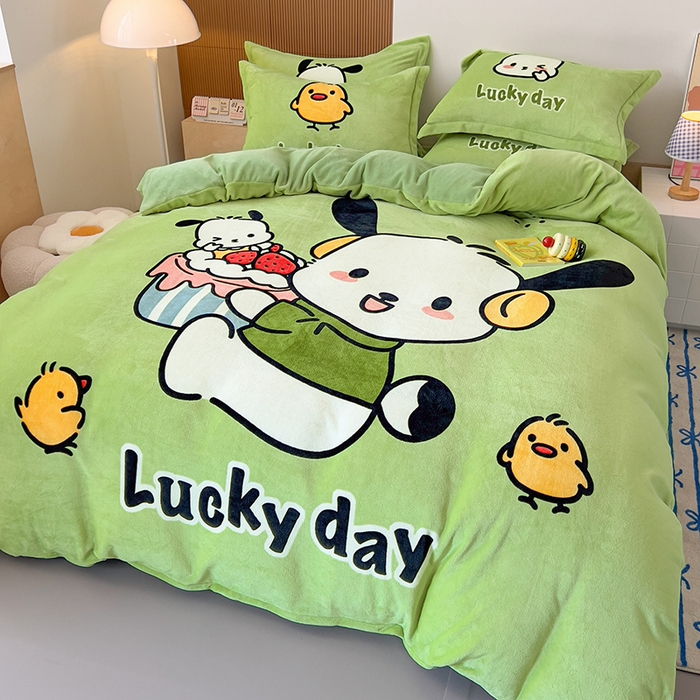 91家纺网 家纺一手货源 找家纺 福来临家纺 2025牛奶绒大版卡通四件套 奶狗pipi