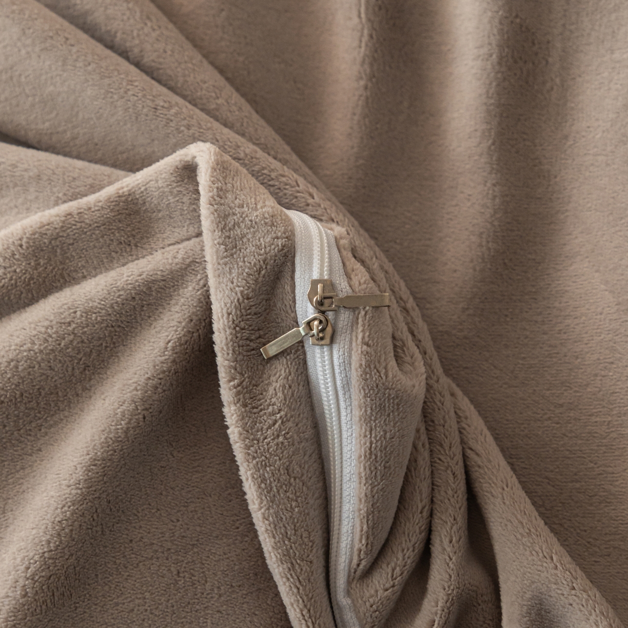 91家纺网 家纺一手货源 找家纺 寐绸家纺 2025秋冬新款230g牛奶绒数码印花四件套 数码四件套-地图