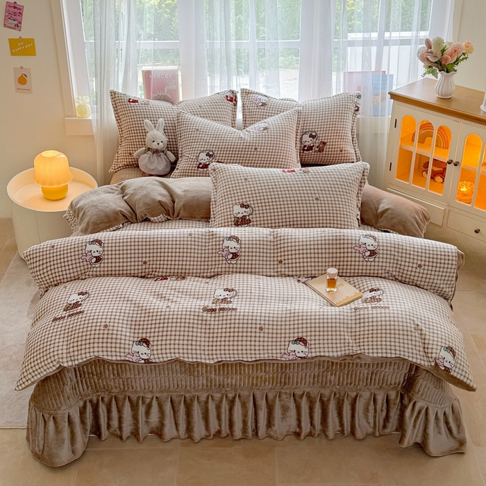 91家纺网 家纺一手货源 找家纺 梵克保罗 2025秋冬新款印花牛奶绒床盖炕垫炕盖四件套-云裳 云裳-猫咪宝贝