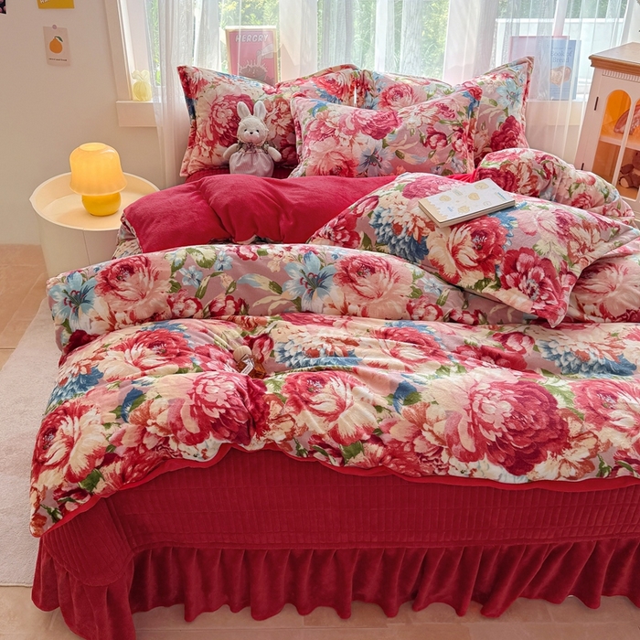 91家纺网 家纺一手货源 找家纺 梵克保罗 2025秋冬新款印花牛奶绒床盖炕垫炕盖四件套-云裳 云裳-牡丹倾城红