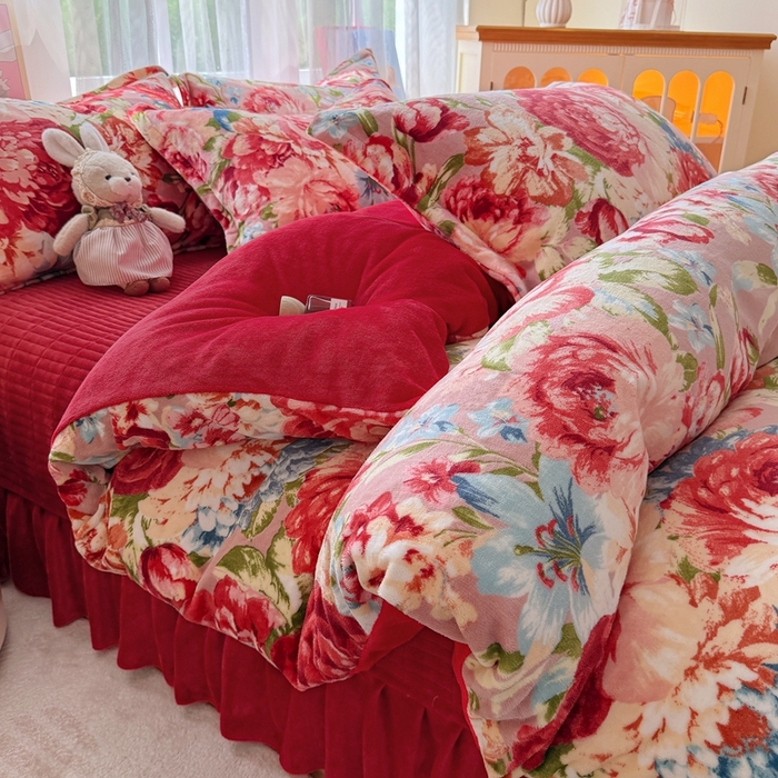 91家纺网 家纺一手货源 找家纺 梵克保罗 2025秋冬新款印花牛奶绒床盖炕垫炕盖四件套-云裳 云裳-牡丹倾城红
