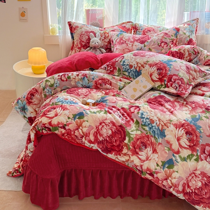 91家纺网 家纺一手货源 找家纺 梵克保罗 2025秋冬新款印花牛奶绒床盖炕垫炕盖四件套-云裳 云裳-牡丹倾城红