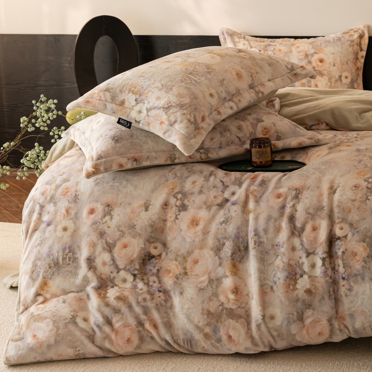 91家纺网 家纺一手货源 找家纺 寐绸家纺 2025秋冬新款230g牛奶绒数码印花四件套 数码四件套-花园城堡