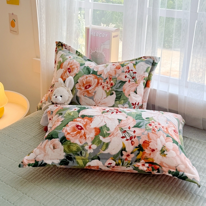 91家纺网 家纺一手货源 找家纺 梵克保罗 2025秋冬新款印花牛奶绒床盖炕垫炕盖四件套-云裳 云裳-牡丹倾城绿