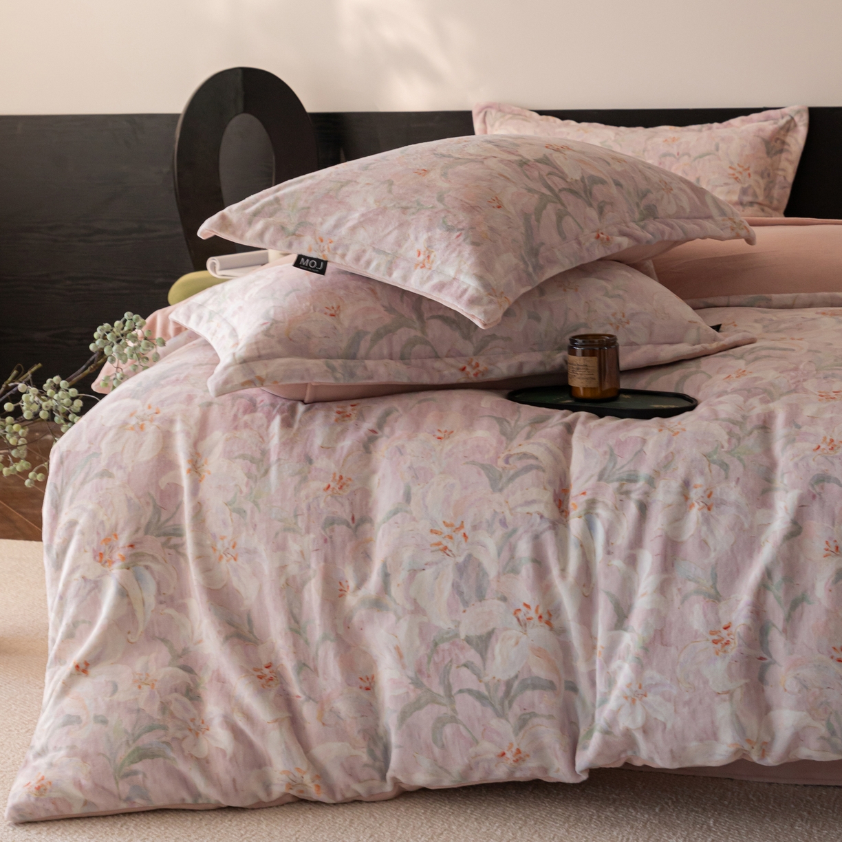 91家纺网 家纺一手货源 找家纺 寐绸家纺 2025秋冬新款230g牛奶绒数码印花四件套 数码四件套-梦百合