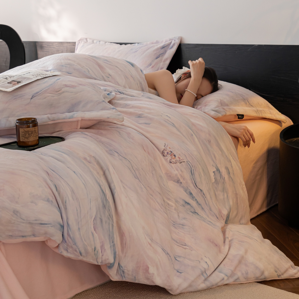 寐绸家纺 2025秋冬新款230g牛奶绒数码印花四件套 数码四件套-梦幻彩蝶