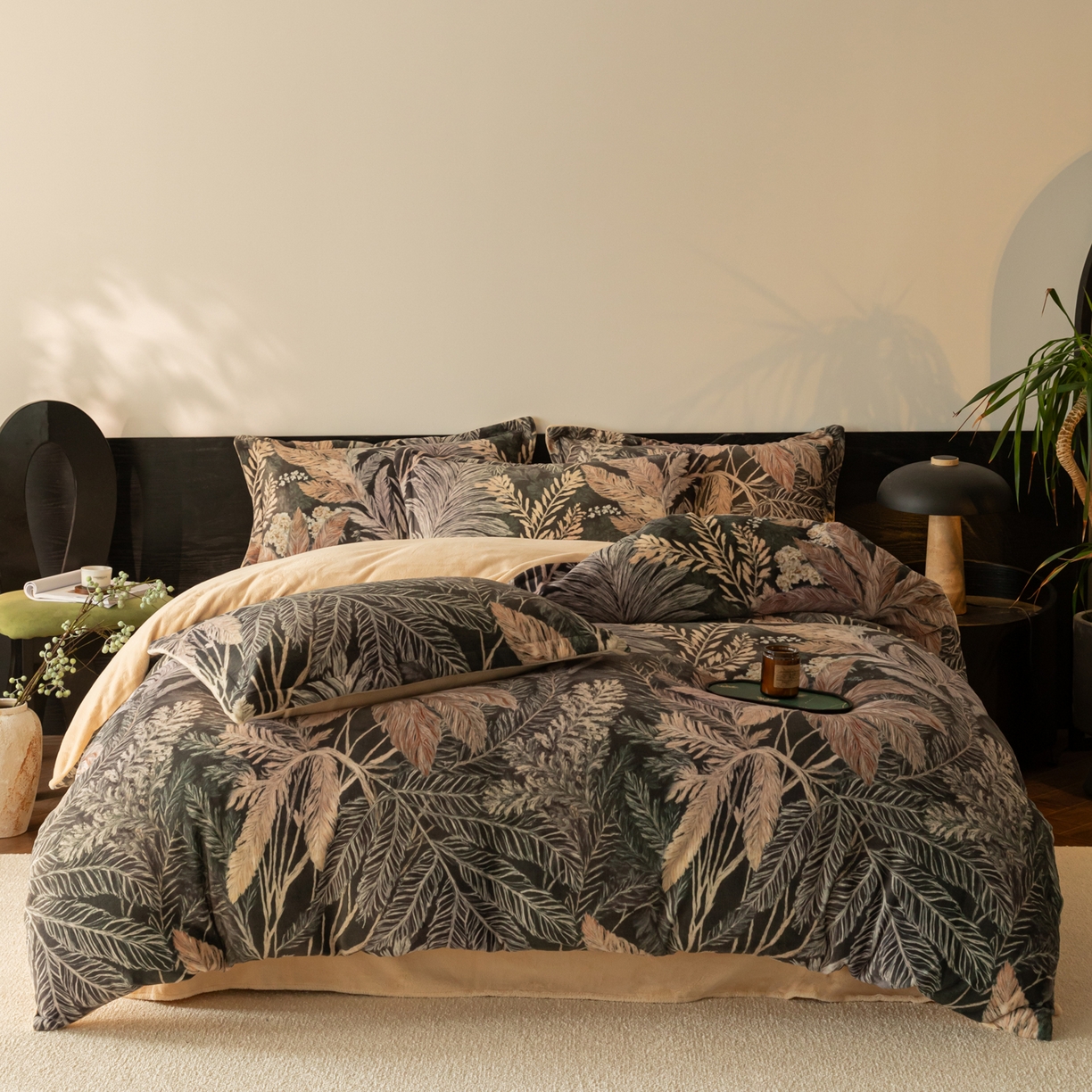 91家纺网 家纺一手货源 找家纺 寐绸家纺 2025秋冬新款230g牛奶绒数码印花四件套 数码四件套-梦境