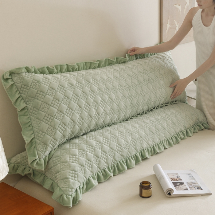 91家纺网 家纺一手货源 找家纺 （总）爱港家纺 2025新款牛奶绒夹棉衍缝长枕套