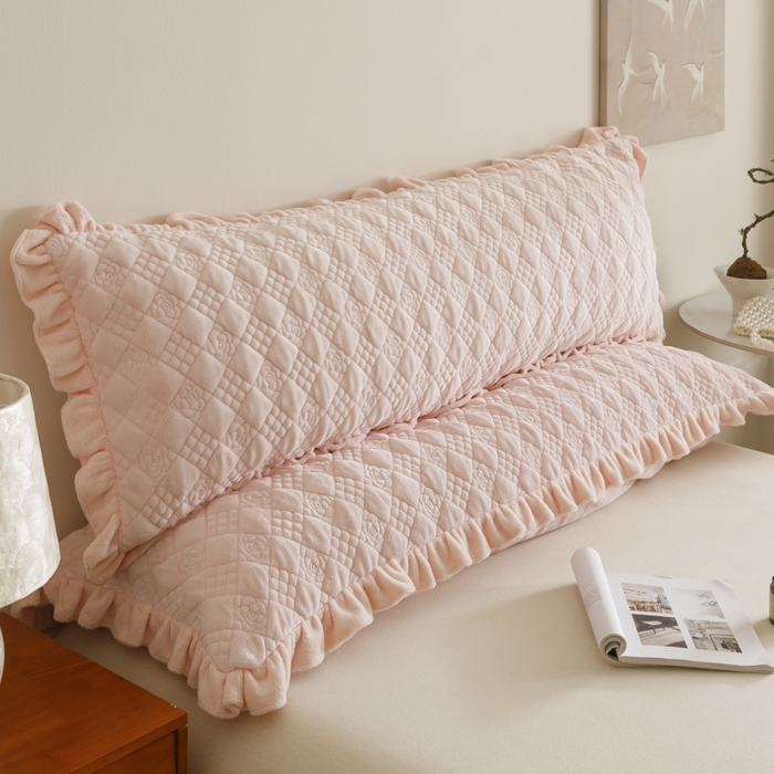 91家纺网 家纺一手货源 找家纺 （总）爱港家纺 2025新款牛奶绒夹棉衍缝长枕套