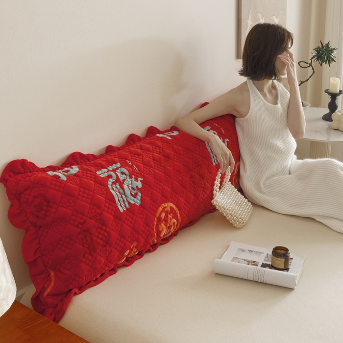 91家纺网 家纺一手货源 找家纺 （总）爱港家纺 2025新款牛奶绒夹棉衍缝长枕套